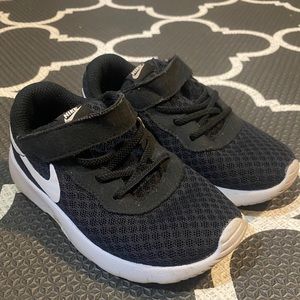 Nike Tanjun Toddler Sneakers
